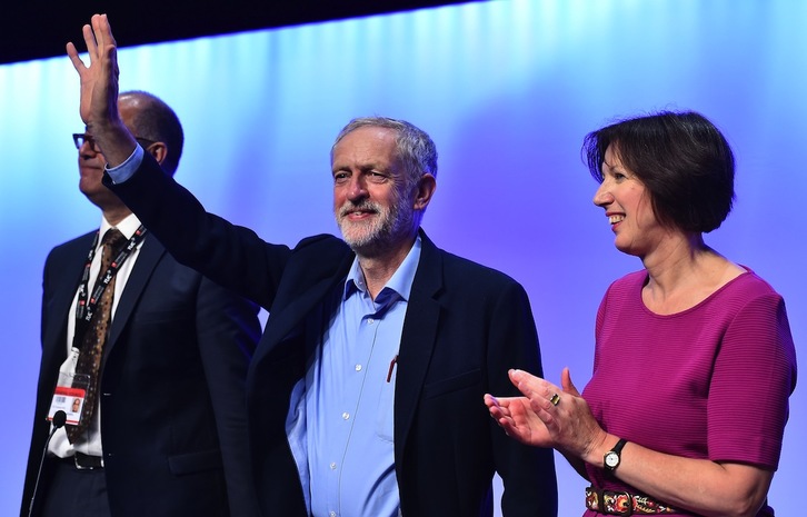 Jeremy Corbyn, en su primera intervención como líder laborista. (Ben STANSALL / AFP)
