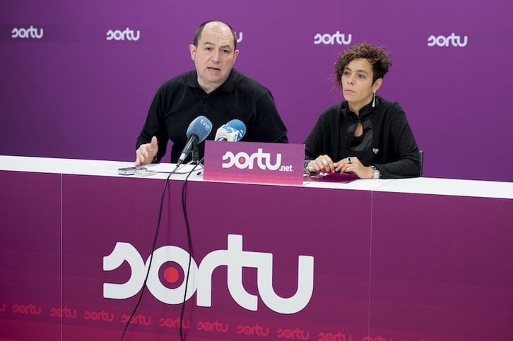 Pernando Barrena y Amaia Izko. (Iñigo URIZ / ARGAZKI PRESS)