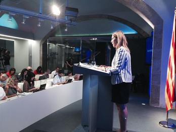 La portavoz del Govern, Neus Munté, durante su comparecencia. (@govern)