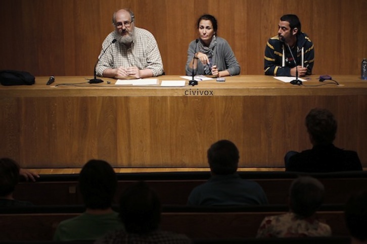 Asamblea de los promotores de la candidatura unitaria, anoche en Iruñea. (Jagoba MANTEROLA/ARGAZKI PRESS) 