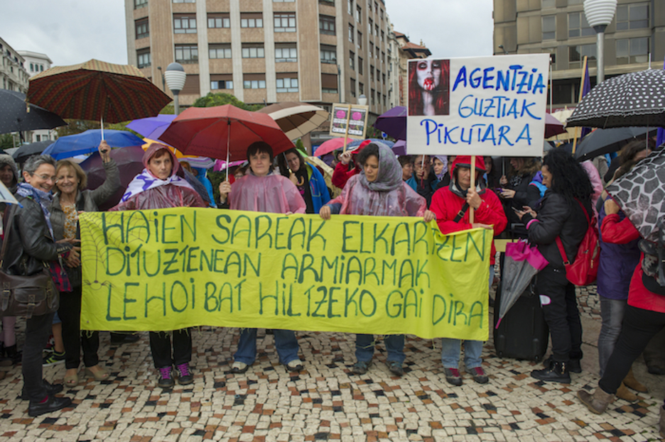 «Haien sareak elkartzen dituztenean armiarmak lehoi bat hiltzeko gai dira» (Juanan RUIZ | ARGAZKI PRESS)