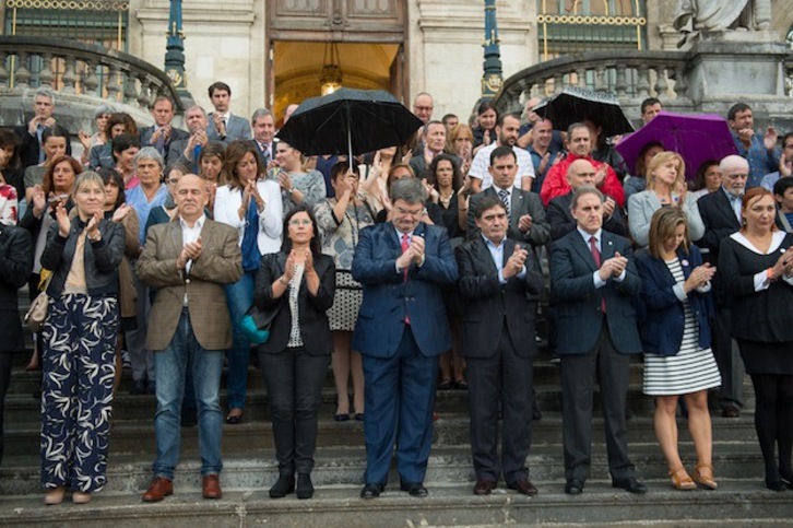 Concentración en Bilbo por el último crimen machista. (Marisol RAMÍREZ / ARGAZAKI PRESS)
