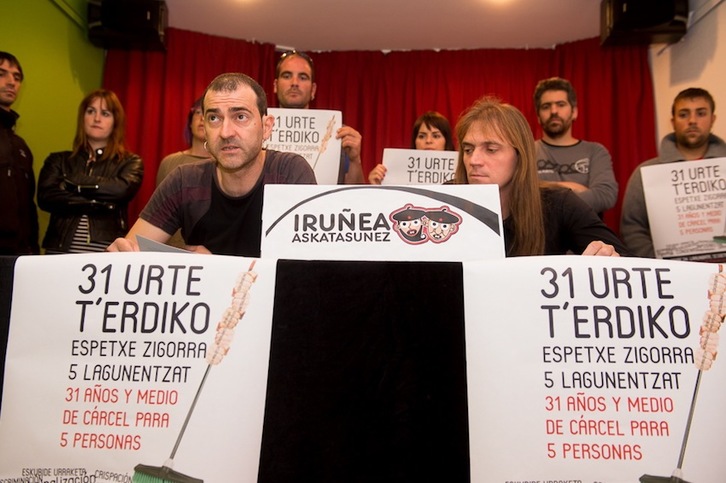 Los imputados por el Riau-riau de 2012 han comparecido hoy en Iruñea. (Iñigo URIZ/ARGAZKI PRESS)