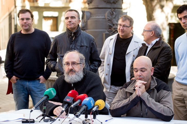 Los promotores de la candidatura unitaria han comparecido en Iruñea. (Iñigo URIZ/ARGAZKI PRESS)