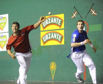 Imagen del partido entre Olaetxea y Artola. (Jon URBE / ARGAZKI PRESS)