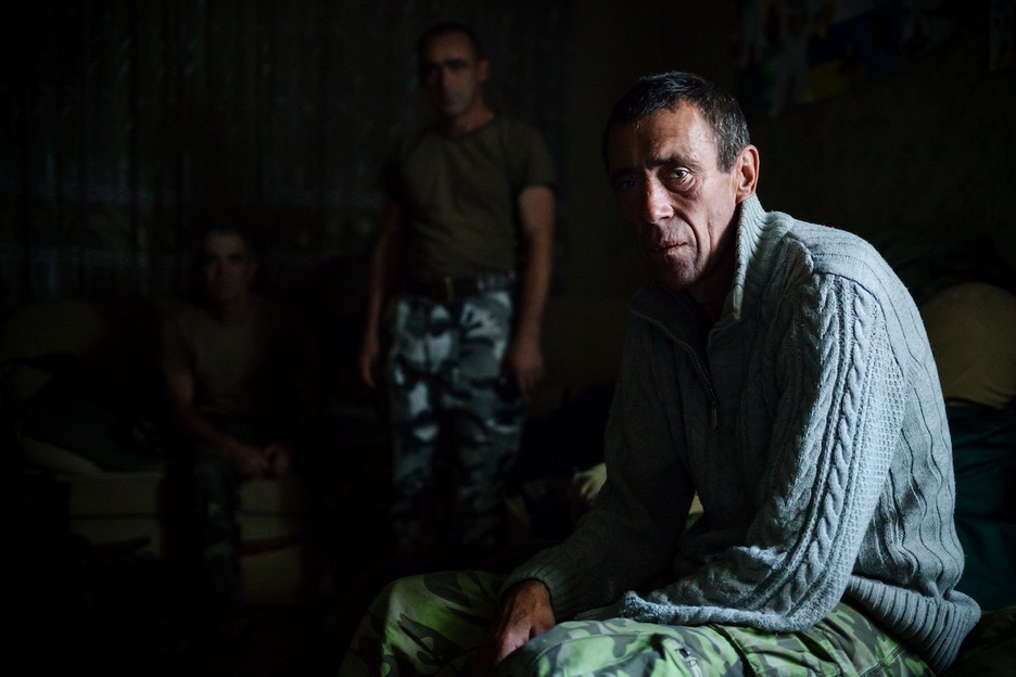 Soldados descansando entre guardia y guardia. (Juan TEIXEIRA) 