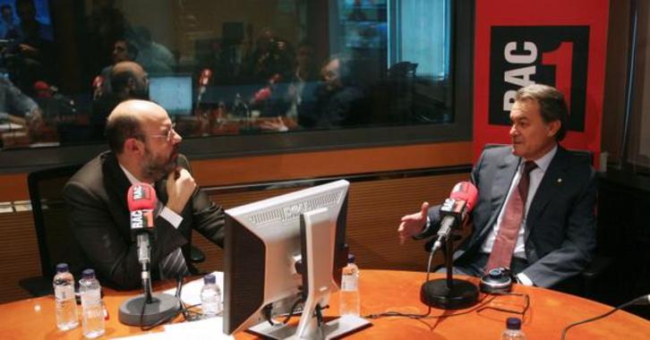 El president en funciones, Artur Mas, durante su entrevista en Rac1. (@Govern)