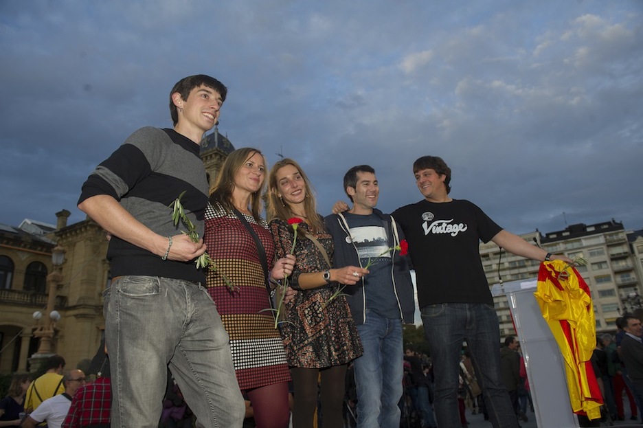 Naike Diez, Sonia Jacinto, Miren Zabaleta, Arkaitz Rodriguez eta Hodei Otegi. (Juan Carlos RUIZ/ARGAZKI PRESS) Naike Diez, Sonia Jacinto, Miren Zabaleta, Arkaitz Rodriguez eta Hodei Otegi. (Juan Carlos RUIZ/ARGAZKI PRESS)