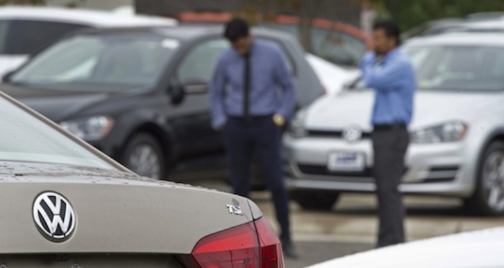 El escándalo sigue extendiéndose en Volkswagen. (Paul J. RICHARDS/AFP PHOTO)