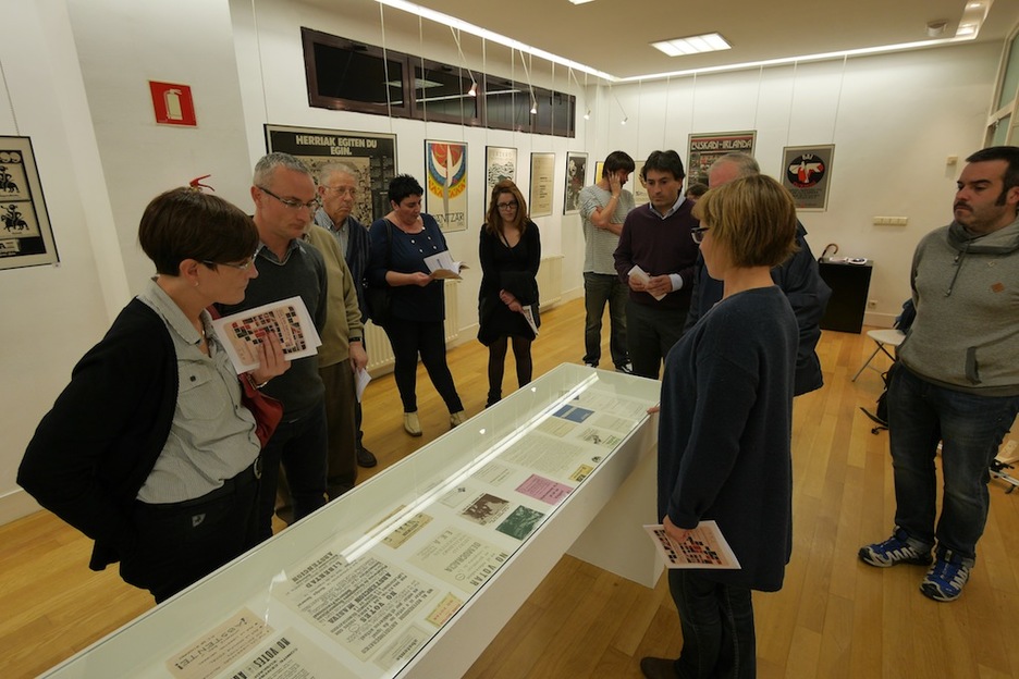 Inauguración de la muestra en la casa de cultura de Lazkao. (Gotzon ARANBURU)