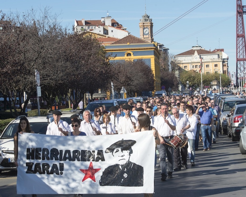 «Herriaren zara», oihukatu du Portugaletek. (Marisol RAMIREZ / ARGAZKI PRESS)