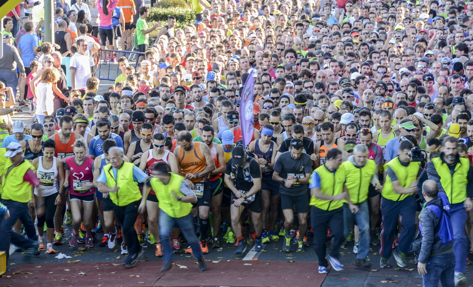 Salida de la Behobia. (Gorka RUBIO / ARGAZKI PRESS)