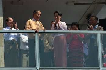 La LND, liderada por Aung San Suu Kyi, habría obtenido una aplastante victoria. ( Phyo HEIN KYAW/AFP PHOTO)