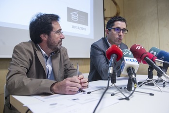 Joxe Mari Aizeaga, presidente de Basque Culinary Center, e Iñigo Artetxe, de Ikertalde. (Jon URBE / ARGAZKI PRESS)