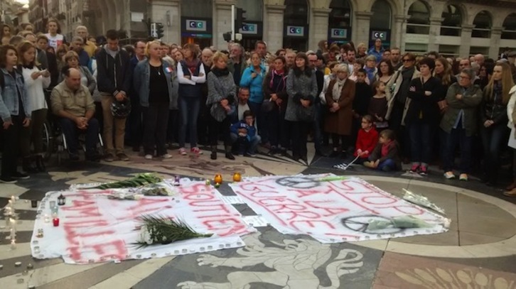 Concentración celebrada en Baiona. (Mediabask)