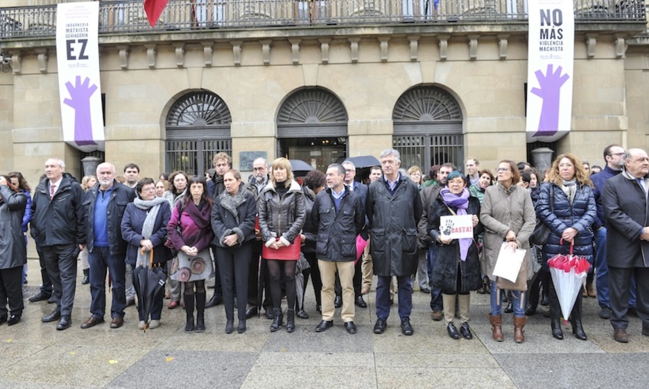 Acto con presencia de representantes institucionales de Nafarroa. (Idoia ZABALETA / ARGAZKI PRESS)