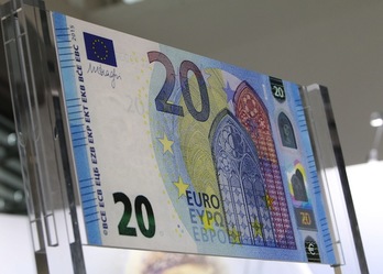 El nuevo billete de 20 euros. (Daniel ROLAND / AFP)