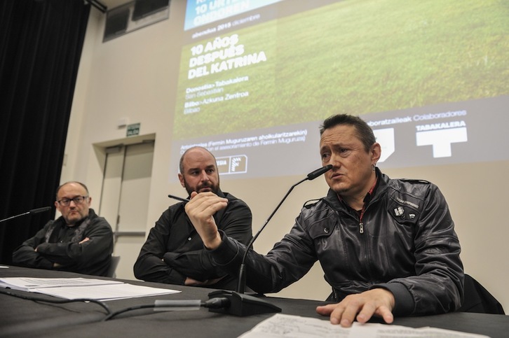 Jose Luis Rebordinos, Joxean Fernandez eta Fermin Muguruza, ‘Nola?’ dokumentalaren aurkezpenean. (Idoia ZABALETA/ARGAZKI PRESS)