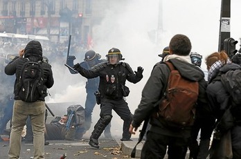 COP21Represiónn en las primeras movilizaciones por la COP21 en Paris.