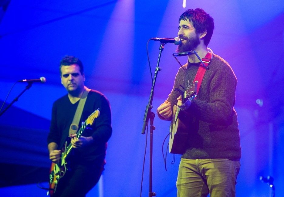 Lou Topeten kontzertua Ahotsenean. (Marisol RAMIREZ/ARGAZKI PRESS) Lou Topeten kontzertua Ahotsenean. (Marisol RAMIREZ/ARGAZKI PRESS)