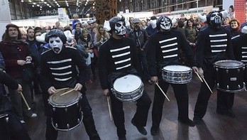 Deabru Beltzak-ek emanaldiak itxi zuen atzo 50. edizioa