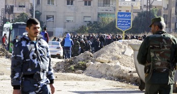El Gobierno y la oposición sienta acuerdan reunirse en enero. (Louai BESHARA / AFP)