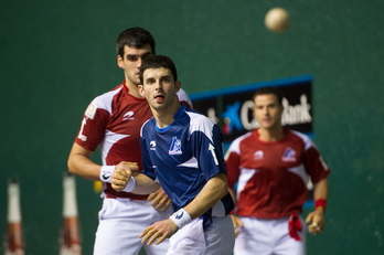 Altunak ezin izan du Ezkurdia eta Barriolaren aurrean. (ARGAZKI PRESS)