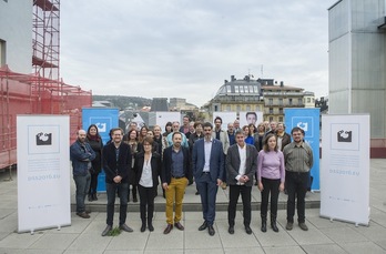 Pablo Berastegi, Susana Soto, Denis Itxaso, Eneko Goia, Joxean Muñoz, Rita Unzurrunzagaa eta Xabi Paya, aurkezpenean. (Jon URBE/ARGAZKI PRESS)