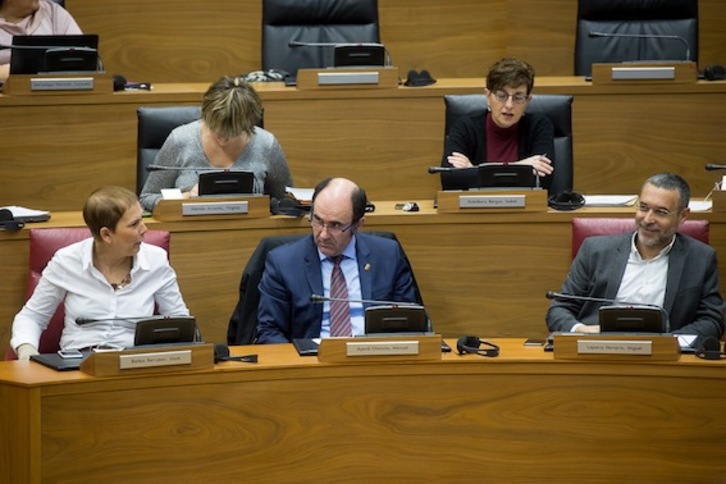 Pleno del Parlamento de Nafarroa. (Iñigo URIZ/ARGAZKI PRESS)