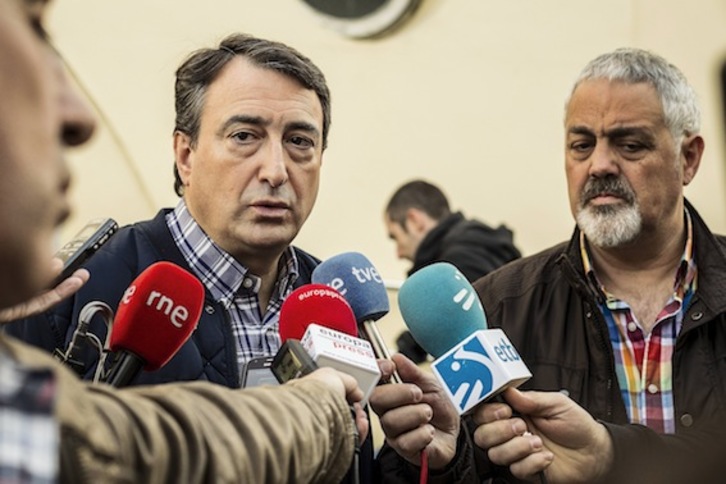 Aitor Esteban, en una imagen tomada durante la jornada electoral del 20N. (Aritz LOIOLA/ARGAZKI PRESS)