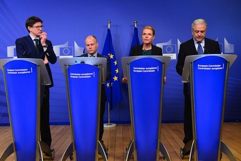 Los representantes de Alemania, Suecia y Dinamarca han comparecido con el comisario europeo de Migración, Dimitris Avramopoulos. (Emmanuel DUNAND/AFP)