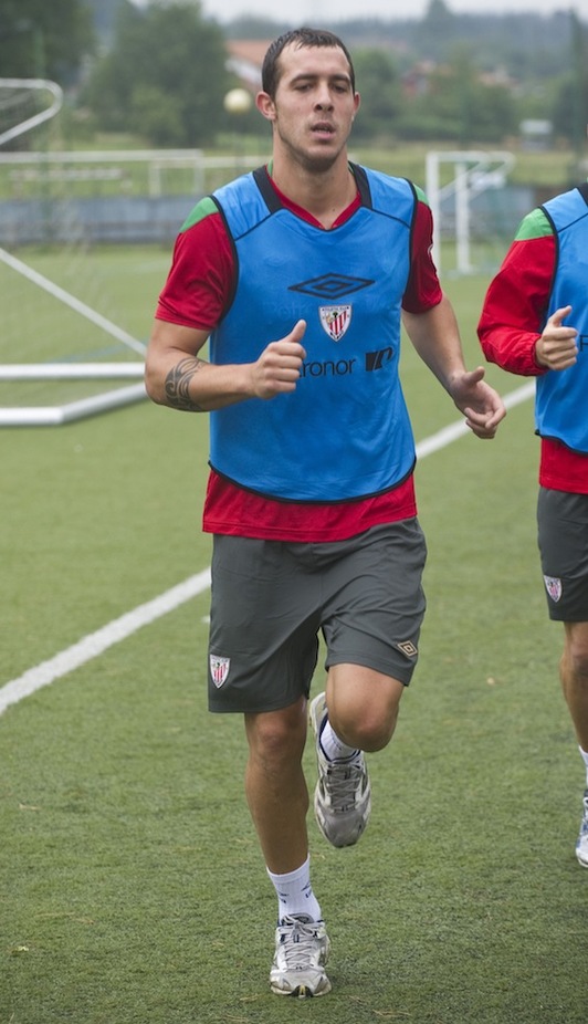 Urko Vera, en su época en el Athletic. (Luis JAUREGIALTZO/ARGAZKI PRESS)