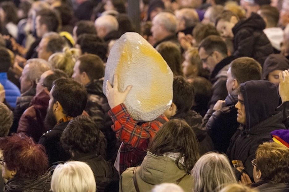Alguno se ha tomado al pie de la letra lo de mover piedras. (ARGAZKI PRESS) Alguno se ha tomado al pie de la letra lo de mover piedras. (ARGAZKI PRESS)