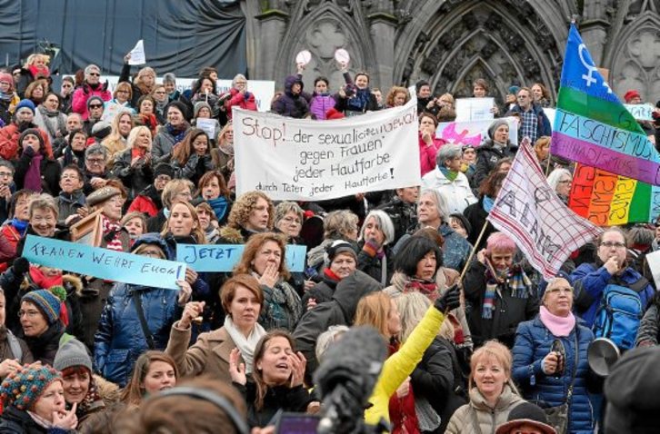 Mugimendu feministaren elkarretaratzea Alemanian. (AFP)