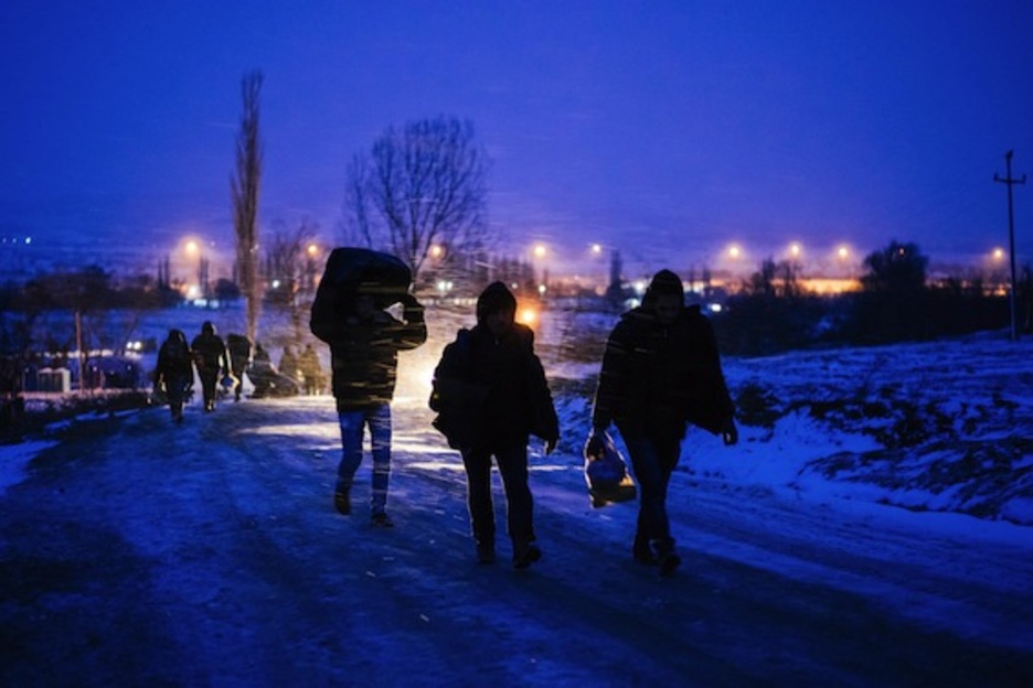 La climatología está haciendo aún más duro el camino a Europa. (Dimitar DILKOFF/AFP)