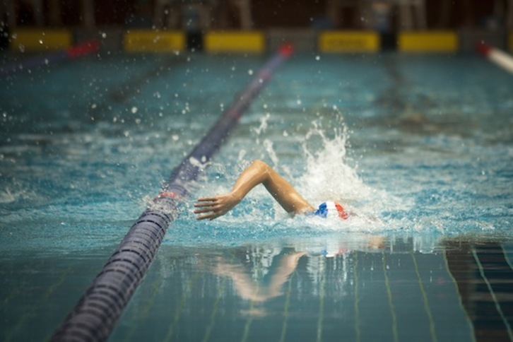 Piscinas municipales Paco Yoldi, sitas en la zona de Anoeta. (Gari GARAIALDE/ARGAZKI PRESS)