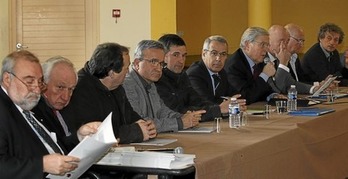 Prefetak egindako proposamenak 158 herriko etxeetako gehiengo zabalaren (%71) hasierako oniritzia jaso du. ©Bob EDME