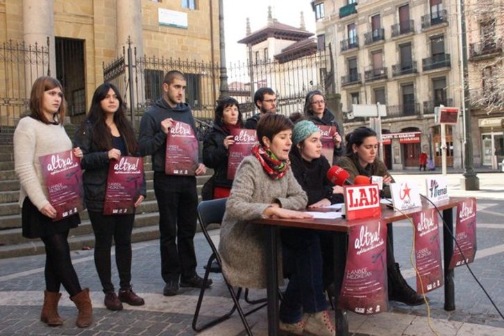 Comparecencia conjunta de LAB, Ernai e Ikasle Abertzaleak.