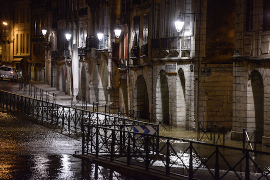 Par endroit, la hauteur de l'eau a atteint 20 centimètres. © Isabelle Miquelestorena