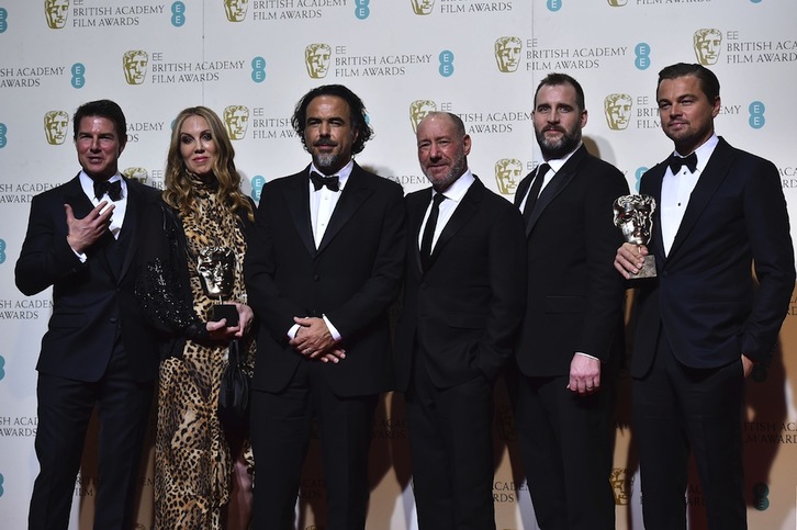 «El renacido» consiguió ayer en Londres los Bafta más importantes de la 69 edición. (Ben STANSALL / AFP)