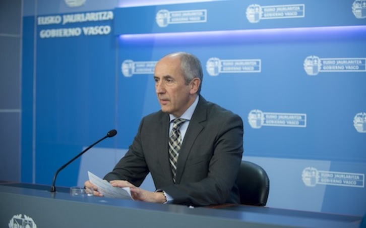 El portavoz del Gobierno de Lakua, Josu Erkoreka, en una comparecencia tras el Consejo de Gobierno. (IREKIA)