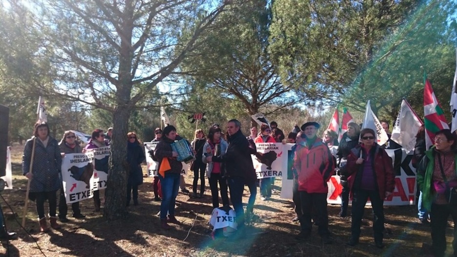 Un grupo de santutxuarras en Villanubla. (NAIZ)