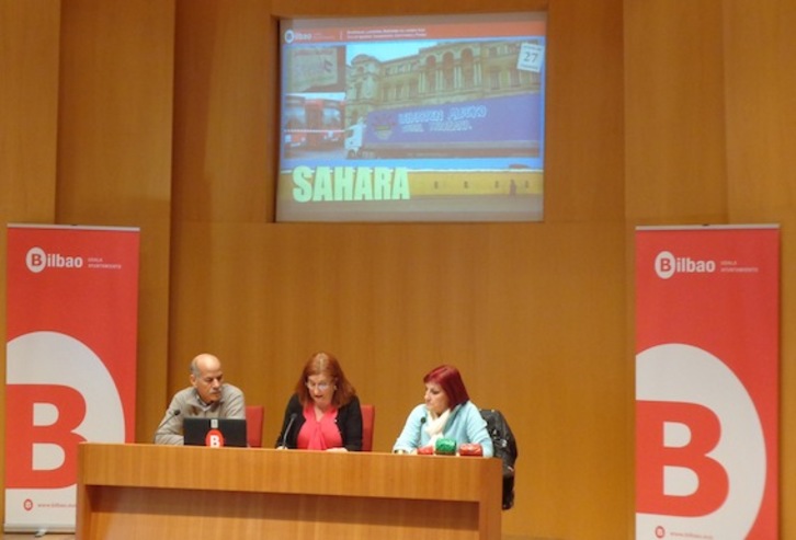 Sahararen aldeko karabana solidarioaren aurkezpena. (NAIZ)