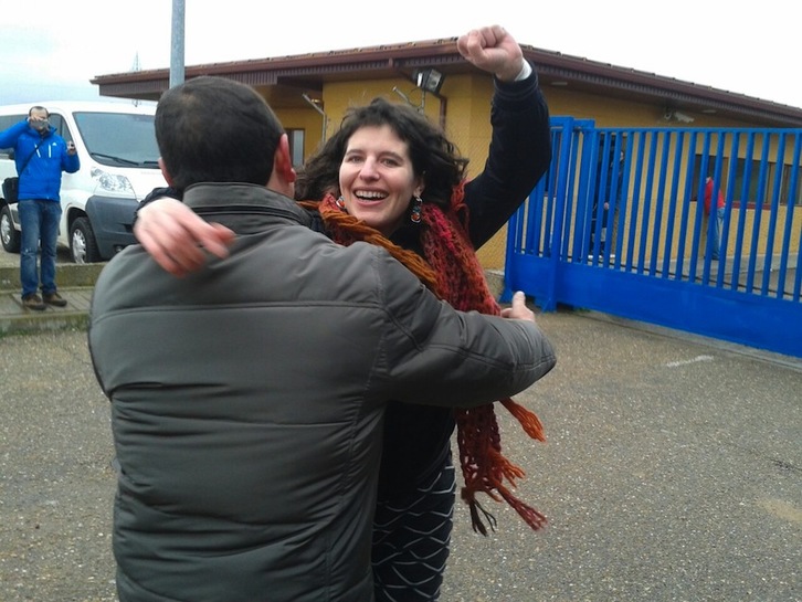 Anabel Prieto, espetxetik atera berritan. (@bildularrabetzu)