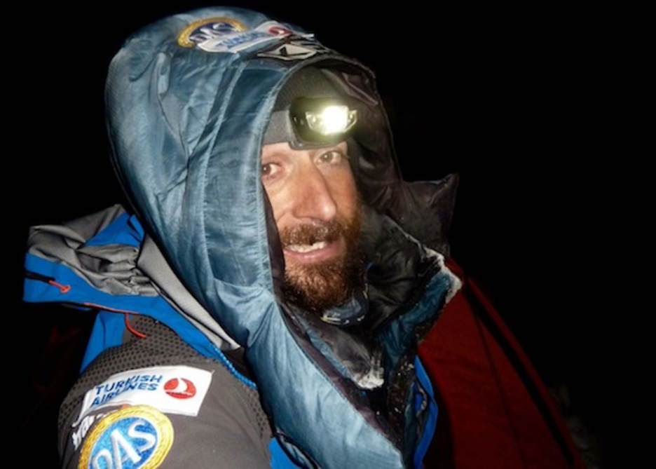 Alex Txikon, en el campo 2. (alextxikon.com) Alex Txikon, en el campo 2. (alextxikon.com)