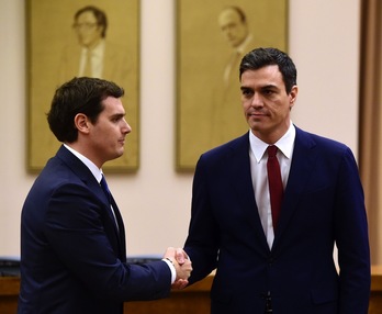 Rivera y Sánchez, en su reciente encuentro. (Pierra-Phillippe MARCOU / AFP)