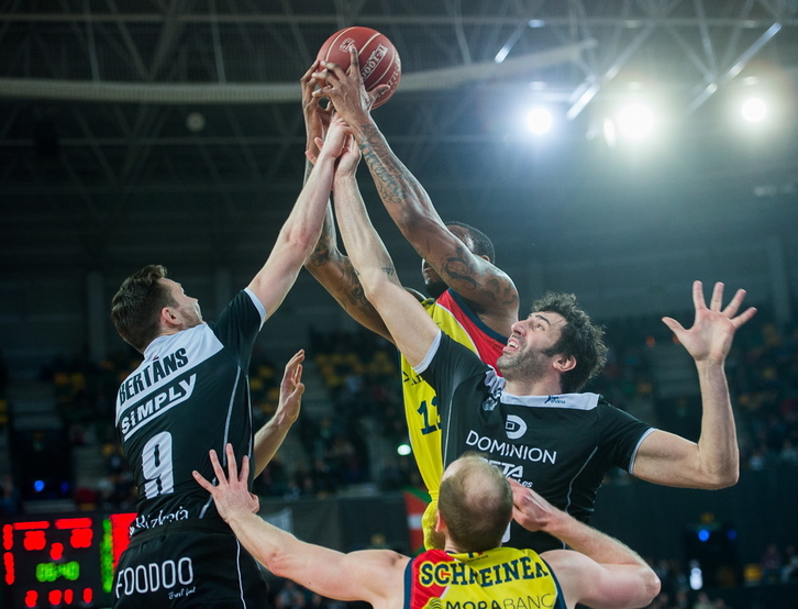 Bilbao Basket se ha impuesto en Miribilla. (Marisol RAMIREZ / ARGAZKI PRESS)