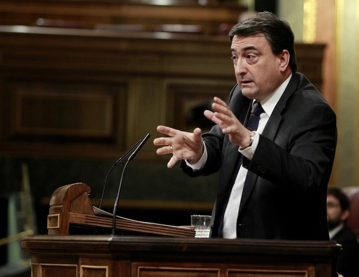 Intervención del diputado del PNV Aitor Esteban. (J. DANAE/ARGAZKI PRESS)
