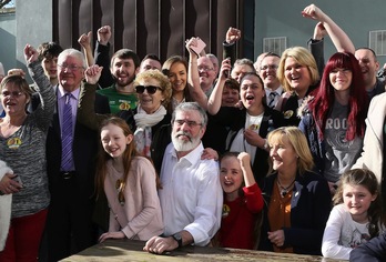 El Sinn Féin ha celebrado los buenos resultados. (Paul FAITH / AFP)