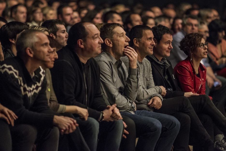 Líderes de la izquierda abertzale siguen el acto. (Aritz LOIOLA / ARGAZKI PRESS) Líderes de la izquierda abertzale siguen el acto. (Aritz LOIOLA / ARGAZKI PRESS)